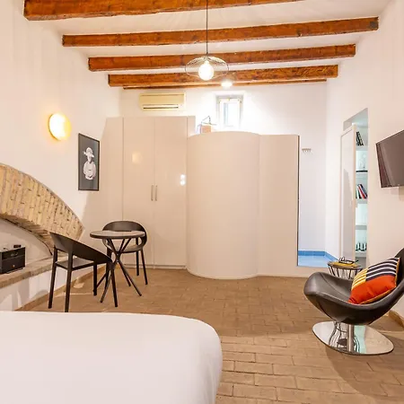 Apartment Glam Nest By The Colosseum