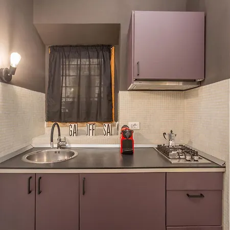 Apartment Glam Nest By The Colosseum *